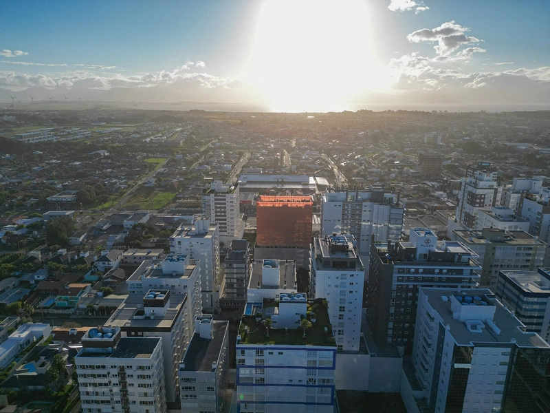 Apartamento 3 dormitórios com infra completa em Capão: 3ª foto da galeria de imagens do imóvel