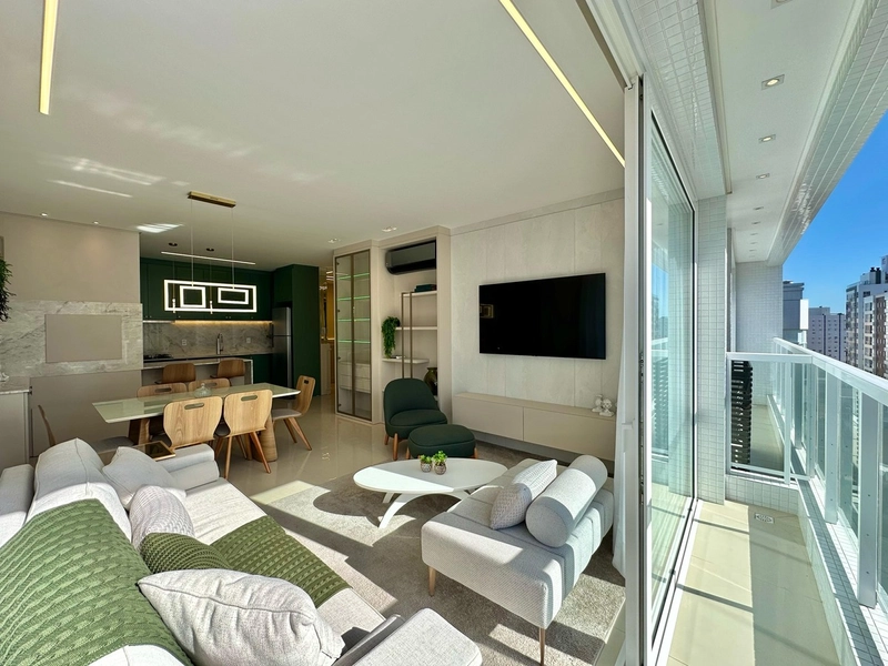 Apartamento 3 suítes decorado à venda em Capão