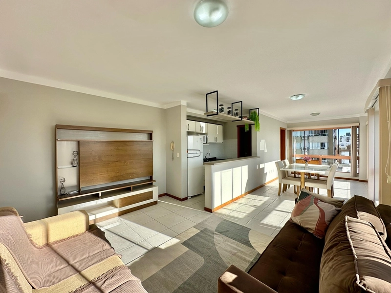 APARTAMENTO DOIS DORMITÓRIOS NO CENTRO VISTA MAR: 5ª foto da galeria de imagens do imóvel