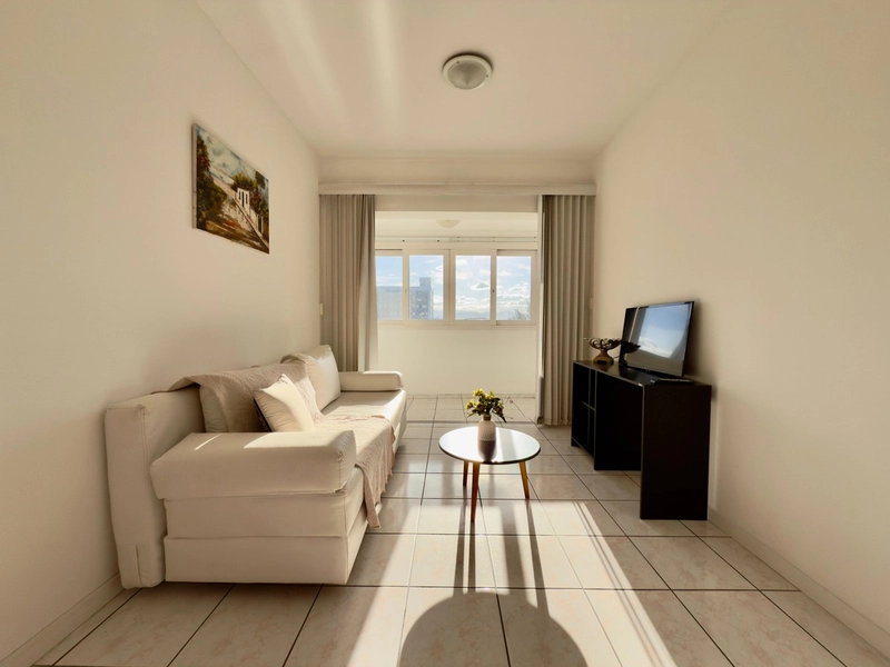 Apartamento de 2 quartos com vista liberada - Centro de Capão da Canoa: 2ª foto da galeria de imagens do imóvel