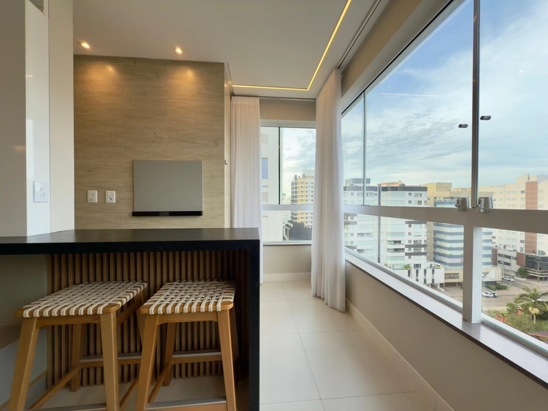 Apartamento com 3 suítes mobiliado e decorado em Capão da Canoa: 14ª foto da galeria de imagens do imóvel