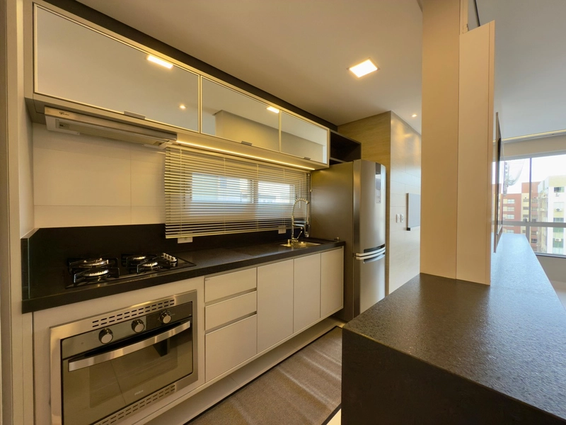 Apartamento com 3 suítes mobiliado e decorado em Capão da Canoa: 15ª foto da galeria de imagens do imóvel