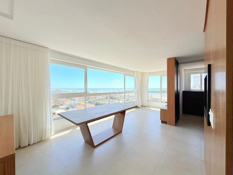 Apartamento 3 suítes com vista para o mar