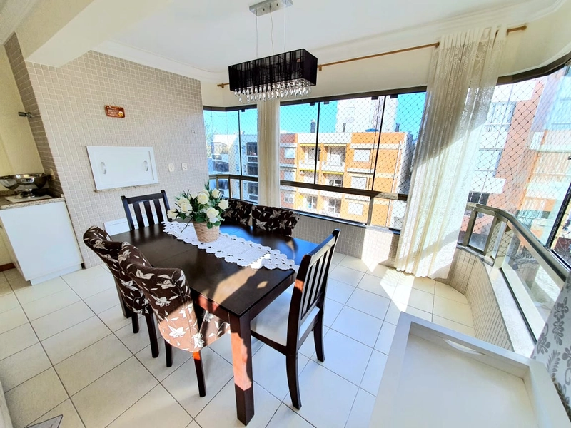 Apartamento de 3 dormitórios a uma quadra do mar em Capão da Canoa!: 1ª foto da galeria de imagens do imóvel