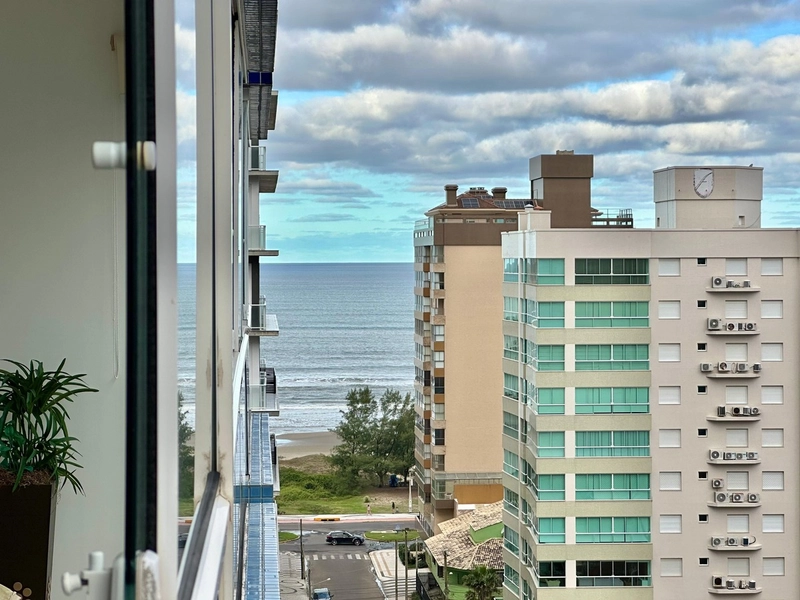 Apto 2 dormitórios com sacada e vista para o mar à venda em Capão: 3ª foto da galeria de imagens do imóvel
