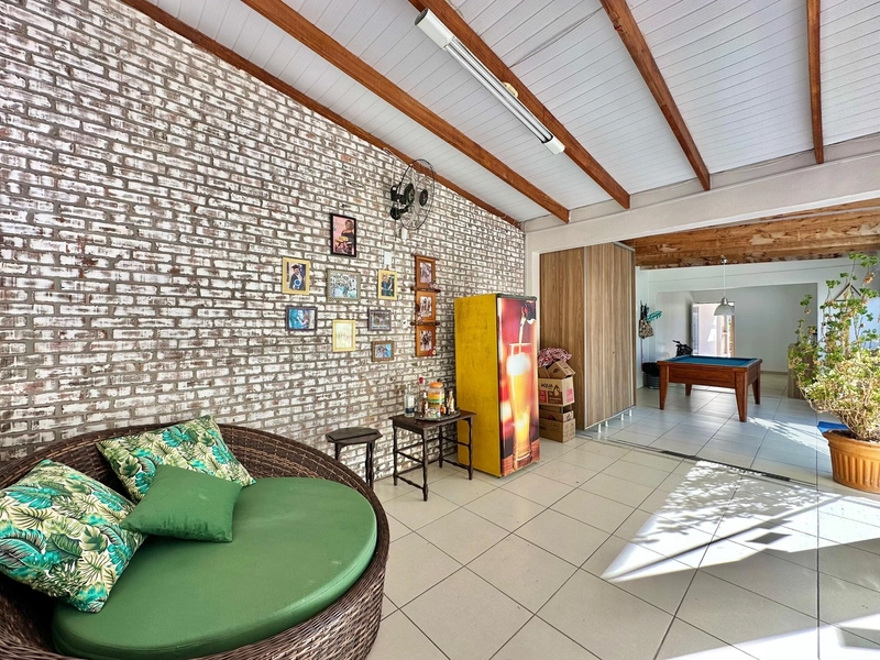 OPORTUNIDADE À VENDA CASA COM TERRENO INTEIRO: 14ª foto da galeria de imagens do imóvel