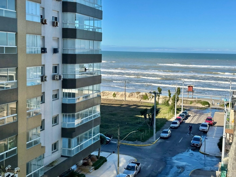 APARTAMENTO 3 DORMITÓRIOS COM VISTA PARA O MAR EM CAPÃO DA CANOA: 9ª foto da galeria de imagens do imóvel