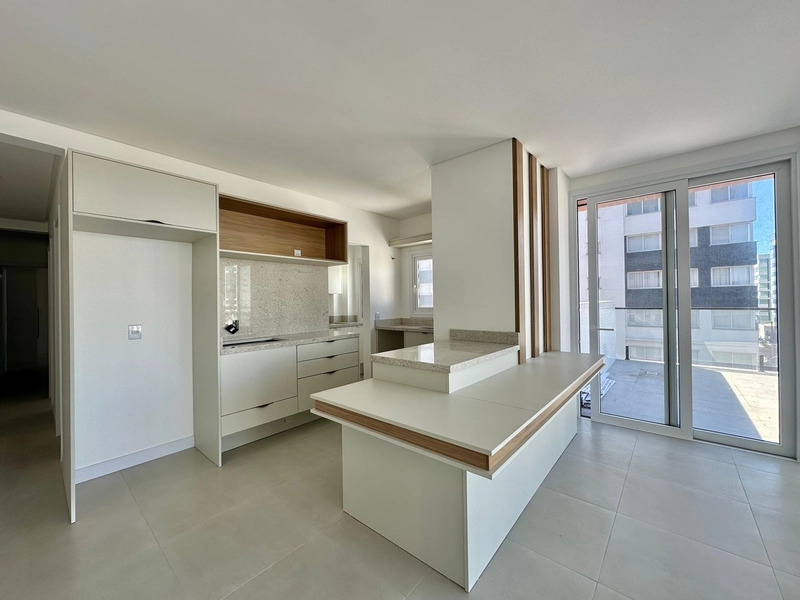 APARTAMENTO 3 DORM COM TERRAÇO, INFRA INCRÍVEL E VISTA PARA PRAÇA: 7ª foto da galeria de imagens do imóvel