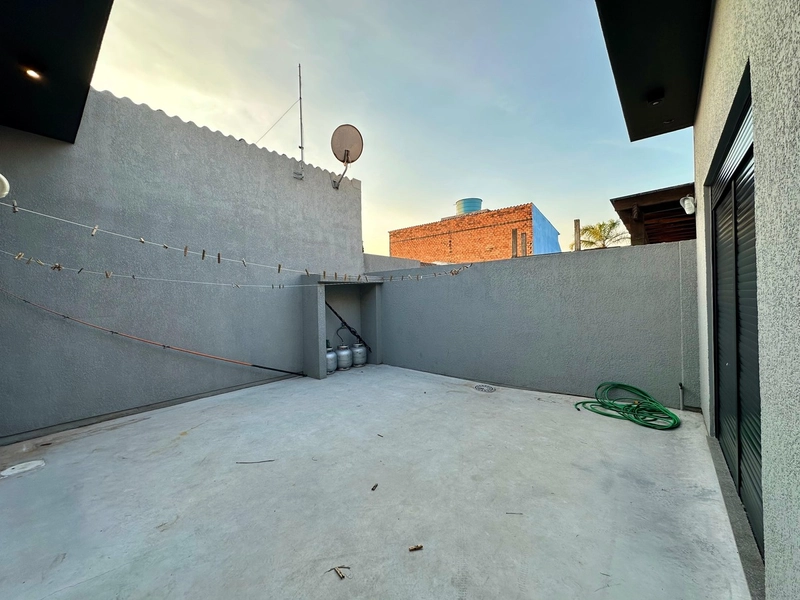 CASA 3 DORMITÓRIOS ESPAÇO GOURMET E PISCINA EM CAPÃO DA CANOA: 26ª foto da galeria de imagens do imóvel