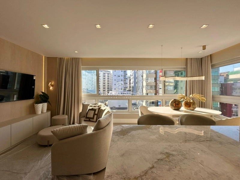 APARTAMENTO 3 SUÍTES FINAMENTE MOBILIADO E DECORADO À VENDA: 13ª foto da galeria de imagens do imóvel