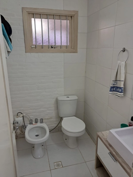 CASA COM PISCINA NO CENTRO DE ATLÂNTIDA: 47ª foto da galeria de imagens do imóvel
