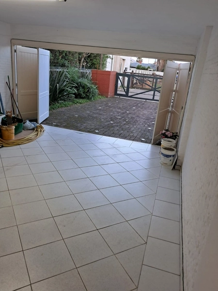 CASA COM PISCINA NO CENTRO DE ATLÂNTIDA: 48ª foto da galeria de imagens do imóvel