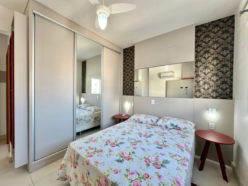 APARTAMENTO 2 DORMITÓRIOS COM VISTA PARA A PRAÇA: 22ª foto da galeria de imagens do imóvel