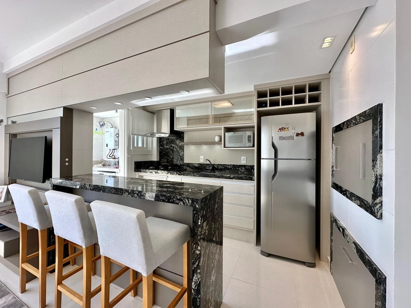 APARTAMENTO 2 DORMITÓRIOS EM FRENTE A PRAÇA EM CAPÃO DA CANOA: 5ª foto da galeria de imagens do imóvel