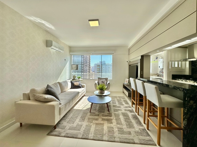 APARTAMENTO 2 DORMITÓRIOS EM FRENTE A PRAÇA EM CAPÃO DA CANOA: 3ª foto da galeria de imagens do imóvel