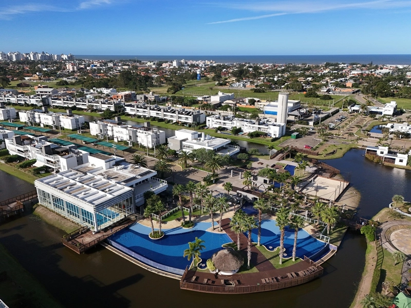 GIARDINO À VENDA CONDOMÍNIO EM ATLÂNTIDA: 24ª foto da galeria de imagens do imóvel