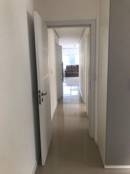 Apartamento dois dormitórios de frente.: 6ª foto da galeria de imagens do imóvel