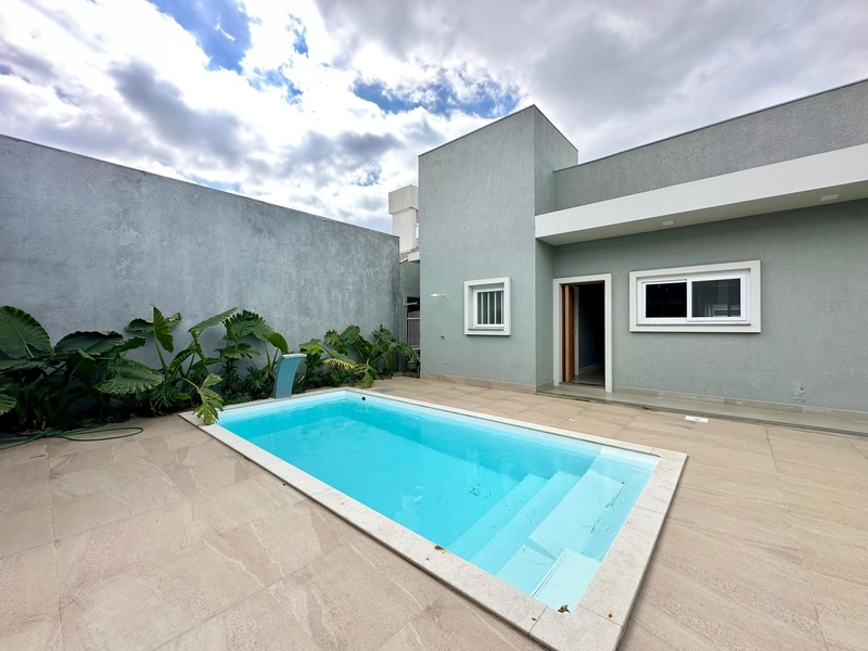 CASA COM 4 SUÍTES EM ATLÂNTIDA: 14ª foto da galeria de imagens do imóvel