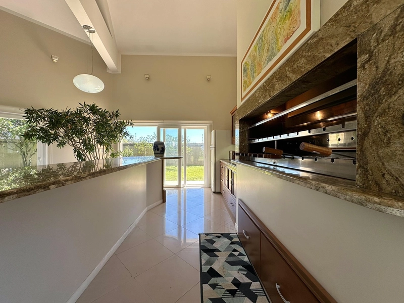 CASA COM 8 SUÍTES À VENDA EM XANGRI-lÁ: 8ª foto da galeria de imagens do imóvel