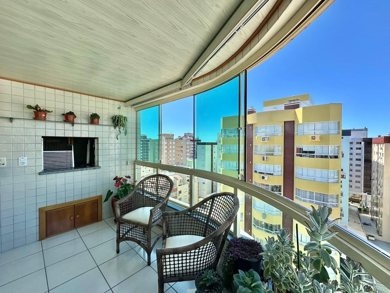 APARTAMENTO 3 DORMITÓRIOS COM SACADA DE FRENTE PARA O MAR: 11ª foto da galeria de imagens do imóvel