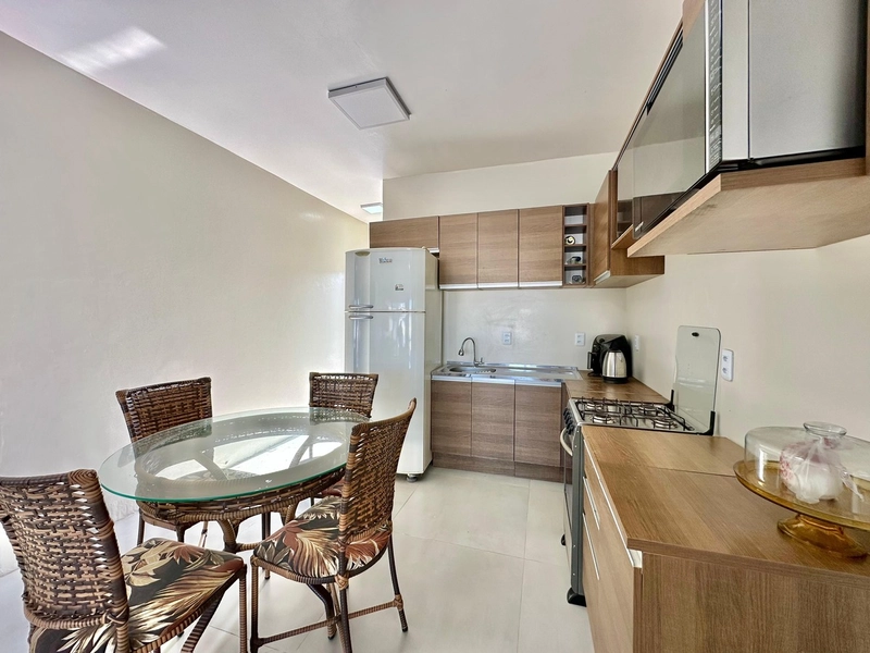 CASA COM PISCINA NA PRAIA DE ATLANTIDA SUL À VENDA: 5ª foto da galeria de imagens do imóvel