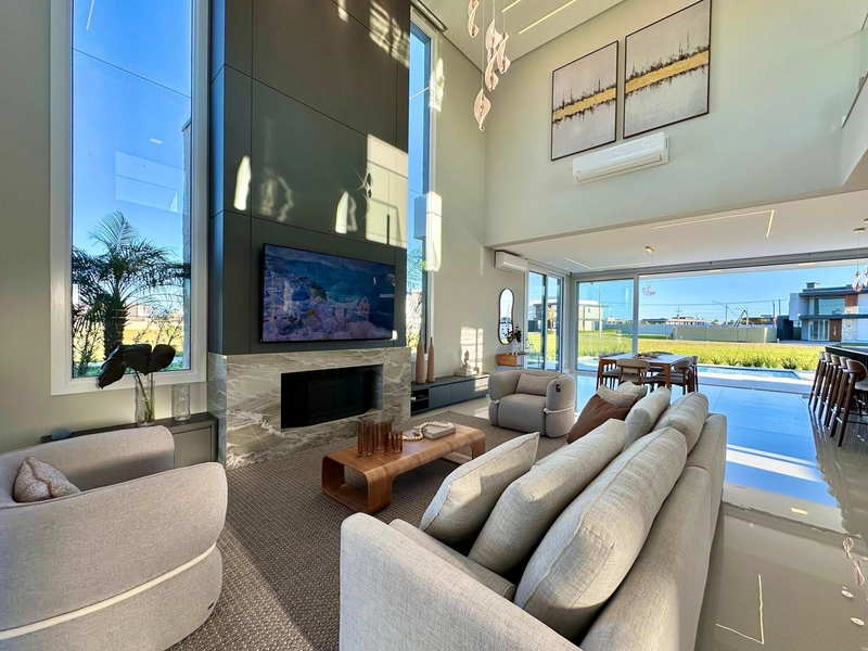 LINDO SOBRADO COM 4 SUÍTES EM XANGRI-LÁ: 3ª foto da galeria de imagens do imóvel