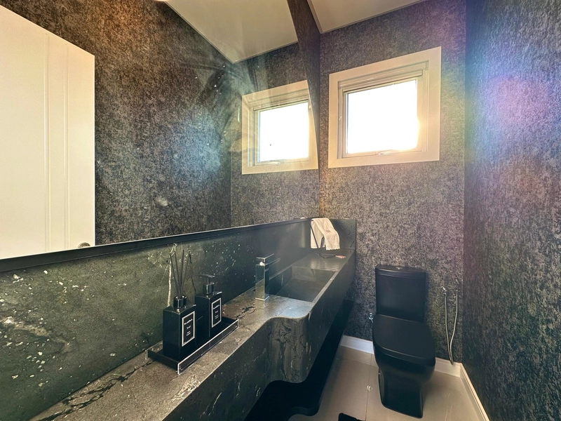 LINDO SOBRADO COM 4 SUÍTES EM XANGRI-LÁ: 27ª foto da galeria de imagens do imóvel