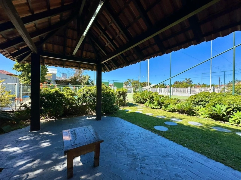 MANSÃO EM ATLÂNTIDA À VENDA DE 03 TERRENOS, PISCINA E QUADRA DE FUTSAL: 38ª foto da galeria de imagens do imóvel