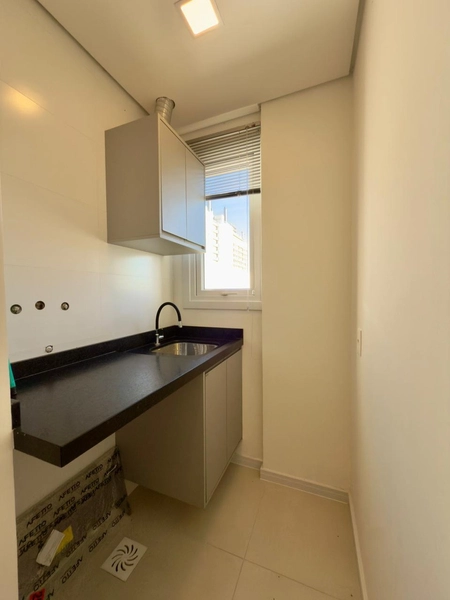 APARTAMENTO DE FRENTE COM TERRAÇO: 13ª foto da galeria de imagens do imóvel