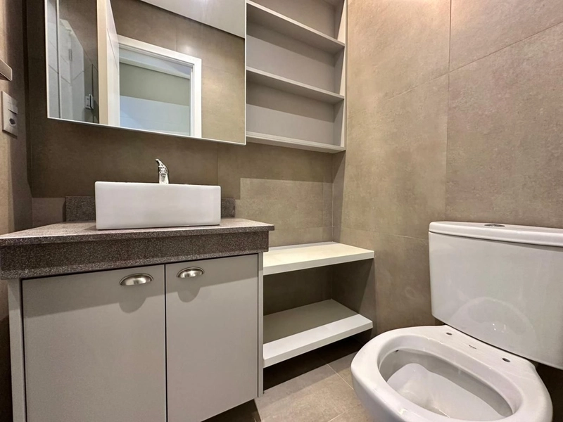 APARTAMENTO DE FRENTE PARA AVENIDA CENTRAL DE ATLÂNTIDA: 21ª foto da galeria de imagens do imóvel