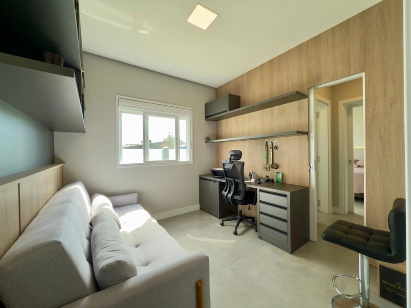 Linda casa de 3 suítes mobiliada no bairro Araça em Capão da Canoa: 20ª foto da galeria de imagens do imóvel