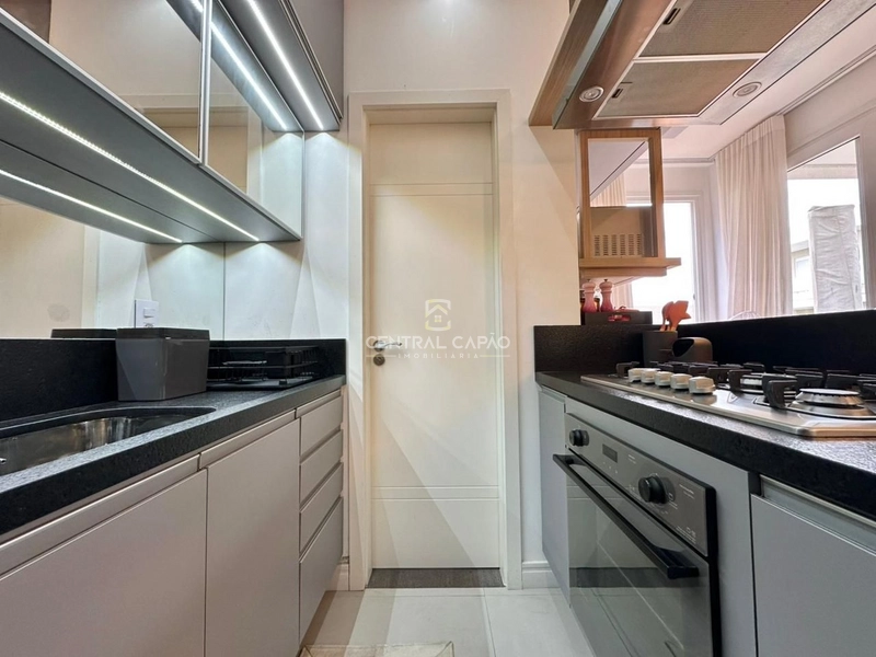 SOBRADO DE ESQUINA EM CONDOMÍNIO EM CAPÃO DA CANOA: 10ª foto da galeria de imagens do imóvel