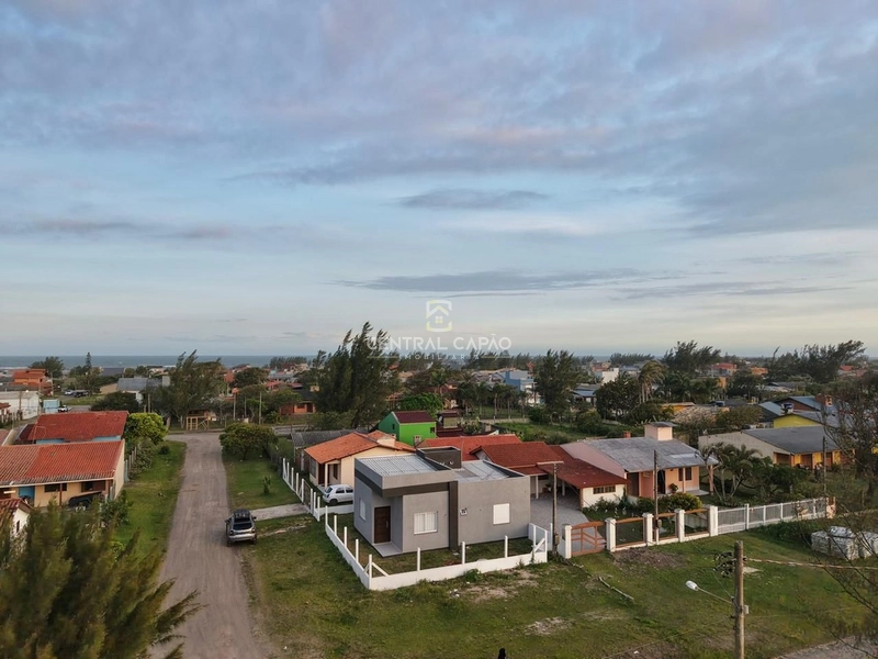 CASA DE ESQUINA À VENDA EM CAPÃO DA CANOA: 21ª foto da galeria de imagens do imóvel