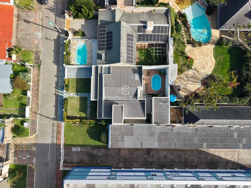 Casa em Atlântida, à uma quadra do mar: 4ª foto da galeria de imagens do imóvel