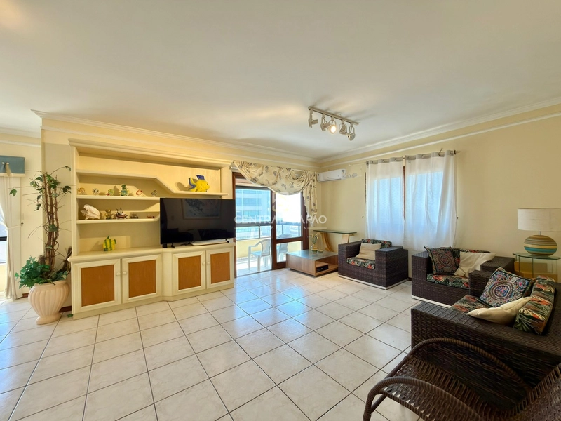 Apartamento 3 dormitórios com vista privilegiada à uma quadra do mar: 10ª foto da galeria de imagens do imóvel