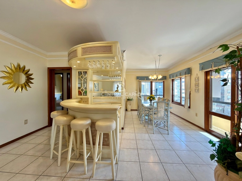 Apartamento 3 dormitórios com vista privilegiada à uma quadra do mar: 12ª foto da galeria de imagens do imóvel