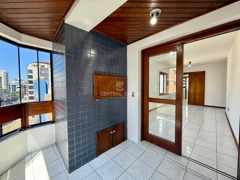 Apartamento de 2 dormitórios com sacada de frente em Capão da Canoa: 5ª foto da galeria de imagens do imóvel