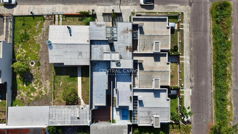 CASA COM TERRAÇO E VISTA PARA O MAR À VENDA EM CAPÃO DA CANOA: 28ª foto da galeria de imagens do imóvel