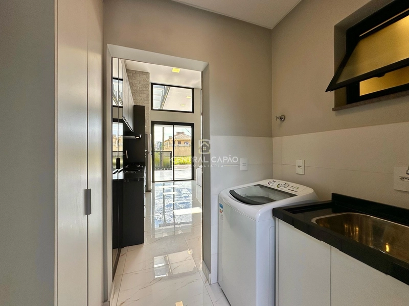 CASA COM TERRAÇO E VISTA PARA O MAR À VENDA EM CAPÃO DA CANOA: 21ª foto da galeria de imagens do imóvel