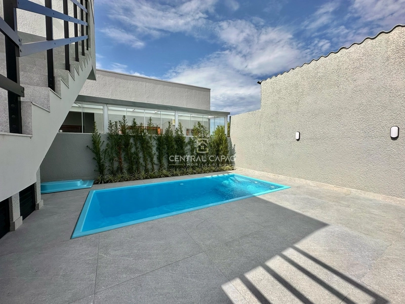 CASA COM TERRAÇO E VISTA PARA O MAR À VENDA EM CAPÃO DA CANOA: 23ª foto da galeria de imagens do imóvel