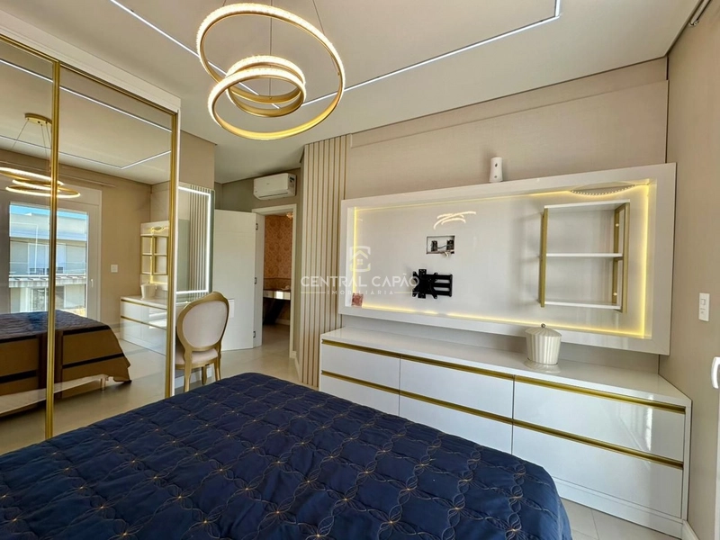 CASA NA ENTRADA DO CONDOMÍNIO JUNTO A ÁREA VERDE E BEIRA LAGO EM CAPÃO: 18ª foto da galeria de imagens do imóvel