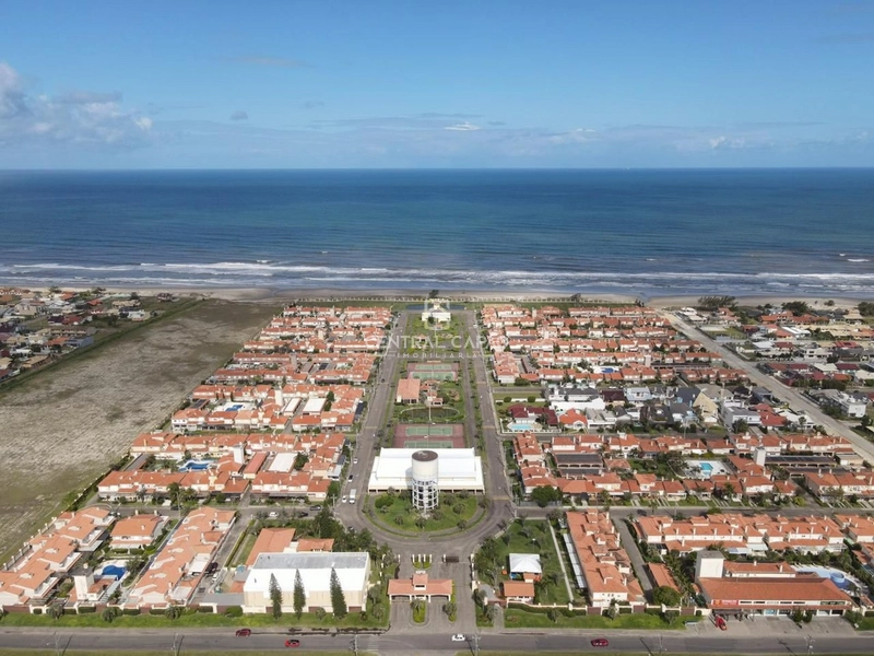 CASA EM CONDOMÍNIO JUNTO AO MAR À VENDA EM XANGRI-LÁ: 2ª foto da galeria de imagens do imóvel