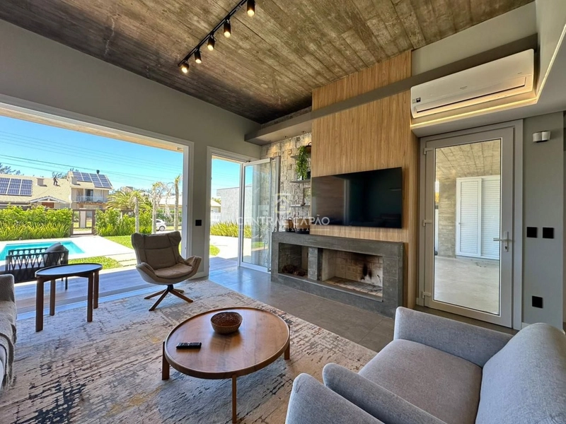 SOBRADO COM 4 SUÍTES À VENDA EM XANGRI-LÁ, PRÓXIMO AO MAR: 18ª foto da galeria de imagens do imóvel