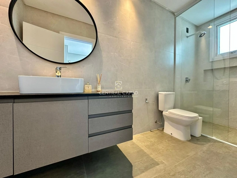 SOBRADO COM 4 SUÍTES À VENDA EM XANGRI-LÁ, PRÓXIMO AO MAR: 32ª foto da galeria de imagens do imóvel