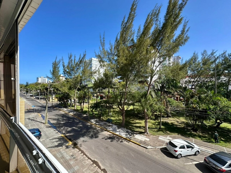 APARTAMENTO 3 DPRMITÓRIOS DE FRENTE COM TERRAÇO À VENDA EM CAPÃO: 12ª foto da galeria de imagens do imóvel