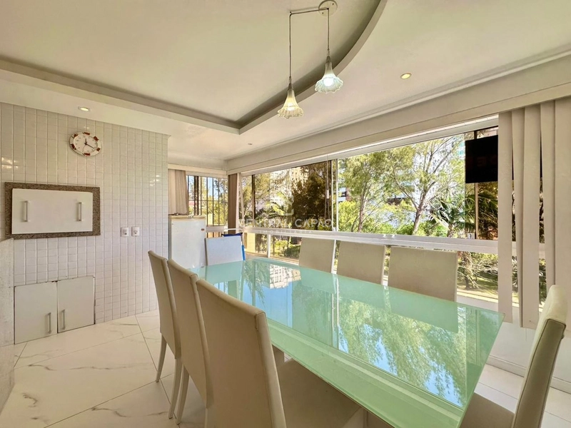 APARTAMENTO 3 DPRMITÓRIOS DE FRENTE COM TERRAÇO À VENDA EM CAPÃO: 4ª foto da galeria de imagens do imóvel