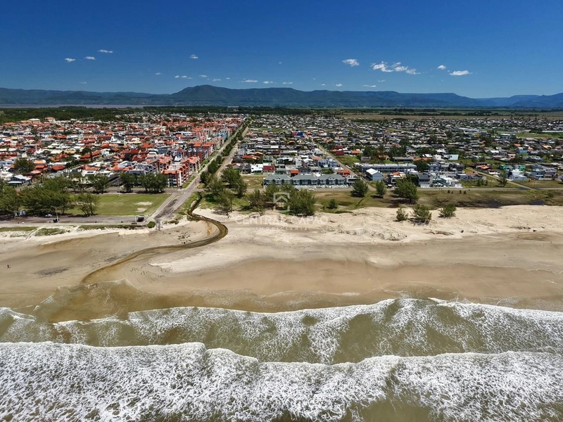 Sobrado 2 dormitórios na beira mar à venda em Capão Novo: 8ª foto da galeria de imagens do imóvel