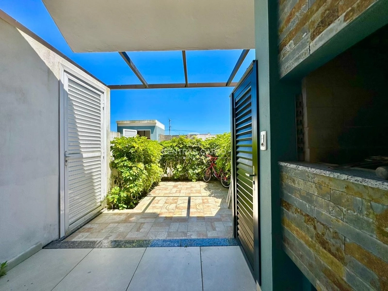 Sobrado 2 dormitórios na beira mar à venda em Capão Novo: 17ª foto da galeria de imagens do imóvel