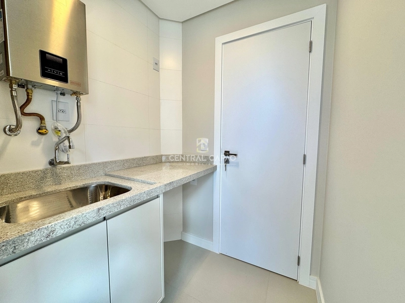 Apartamento 2 dormitórios mobiliado e decorado à venda em Capão: 11ª foto da galeria de imagens do imóvel