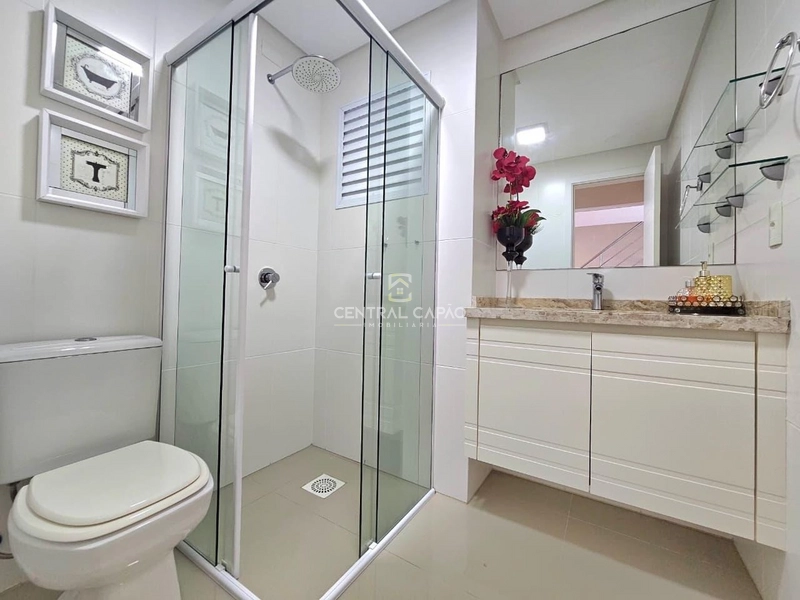 APARTAMENTO DUPLEX, VISTA MAR: 16ª foto da galeria de imagens do imóvel
